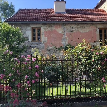Relais De La Fontaine - Maison De Charme Cunfin Exterior photo